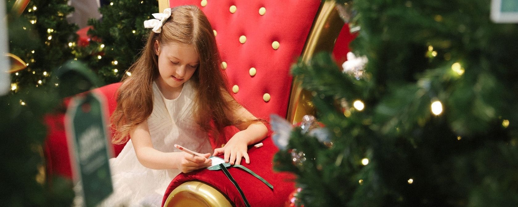 Download a Wish Tag   Christmas Campaign Banner (Desktop)